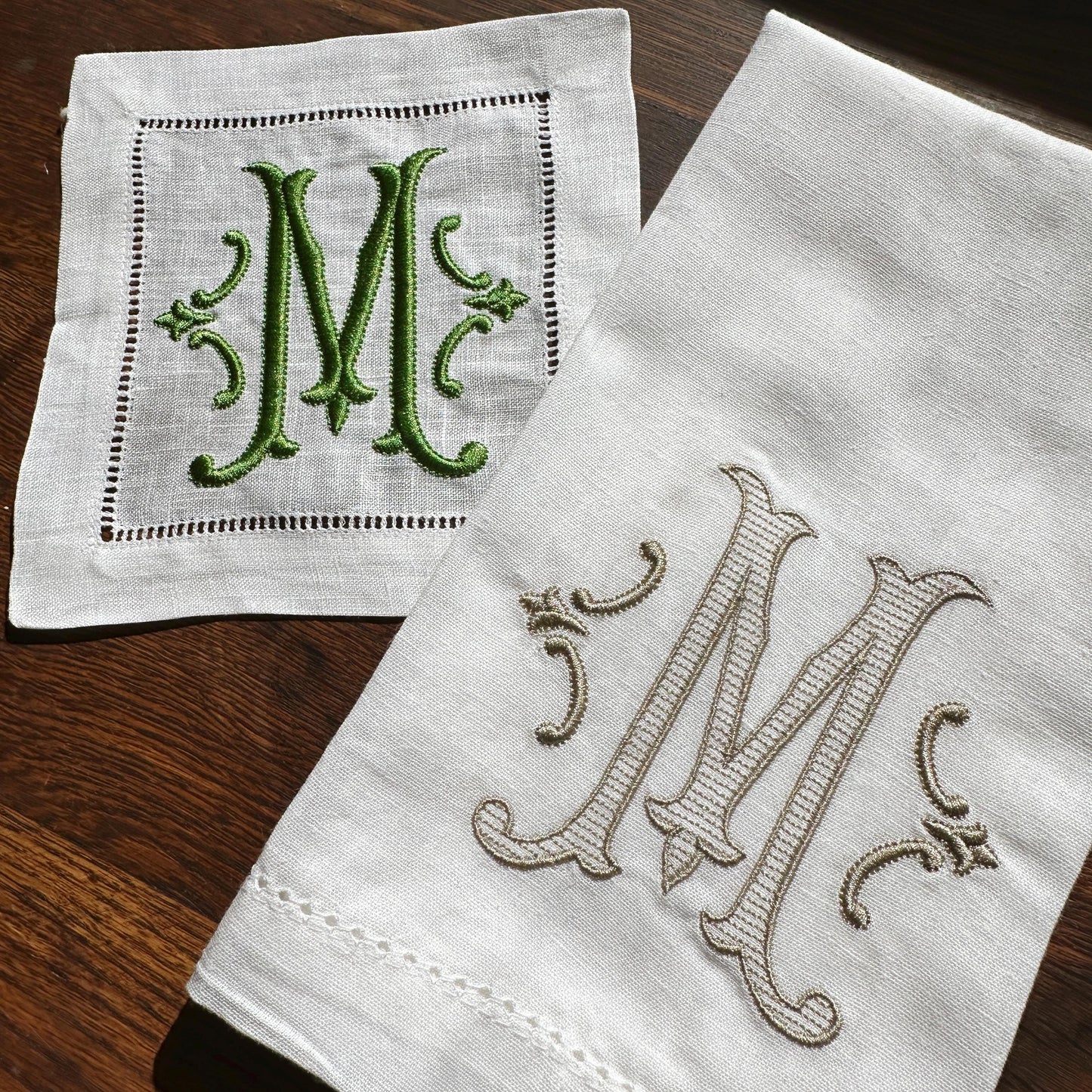 Romanesque Monogram Linen Dinner Napkin