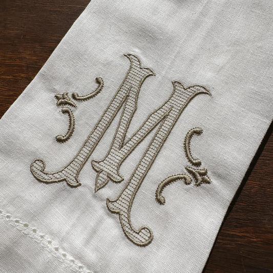 Romanesque Monogram Linen Dinner Napkin